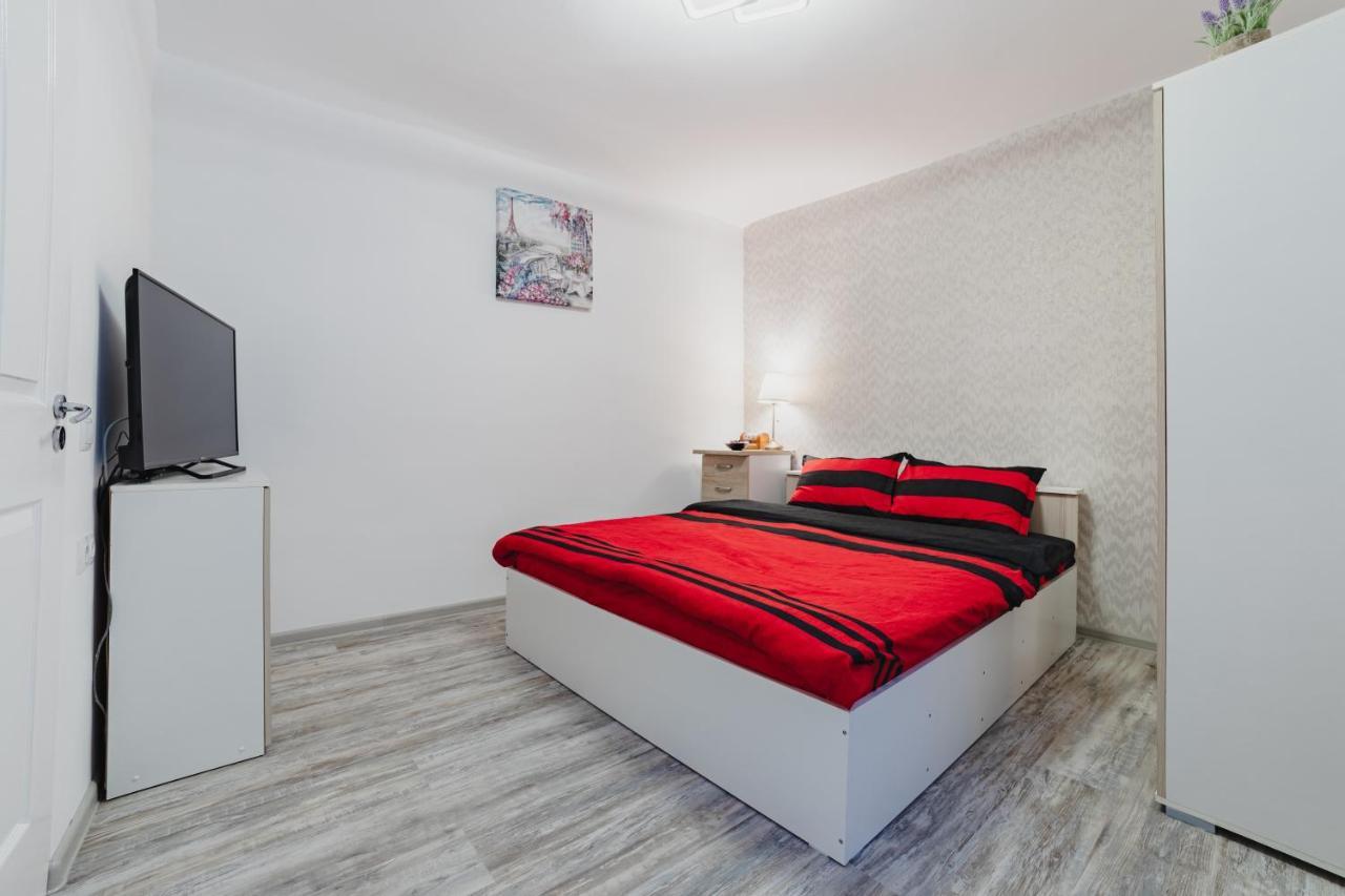 Studio Central Poarta Schei Braşov Exterior foto